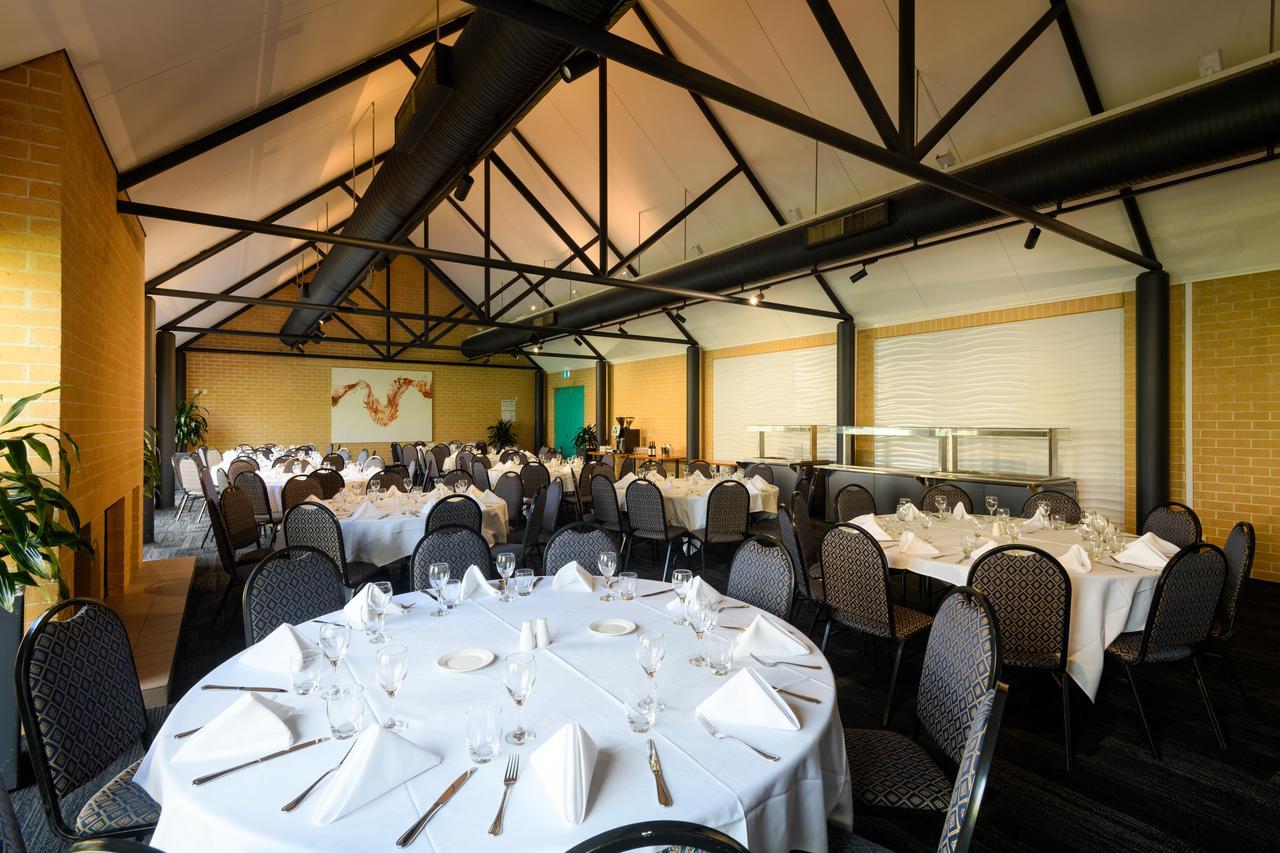 Lakeside Hotel And Conference Centre Sydney Exterior foto